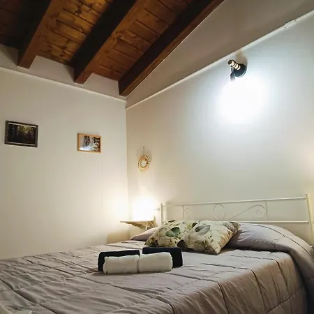 Coffee&tea House Casetta Tipica A 5min Dal Centro Storico * L'Aquila