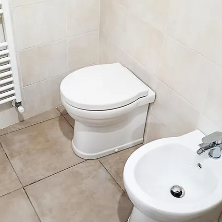 Coffee&tea House Casetta Tipica A 5min Dal Centro Storico * L'Aquila