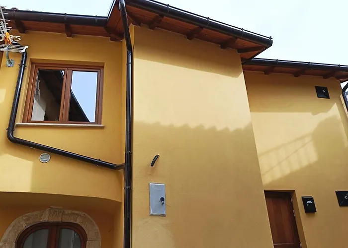 Vakantiehuis Coffee&tea House Casetta Tipica A 5min Dal Centro Storico